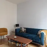Beautiful T2 - Near Montmartre